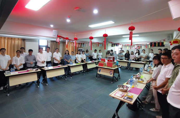 共青團(tuán)南昌市政建設(shè)集團(tuán)有限公司委員會(huì)舉辦了“承傳統(tǒng)文化，享團(tuán)圓美滿”中秋主題活動(dòng)6910.jpg