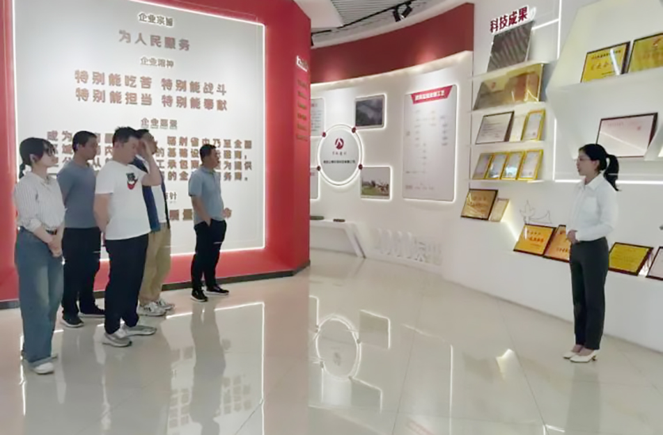 南昌市政建設(shè)集團開展“重溫奮斗史，啟航新征程”企業(yè)展廳講解活動